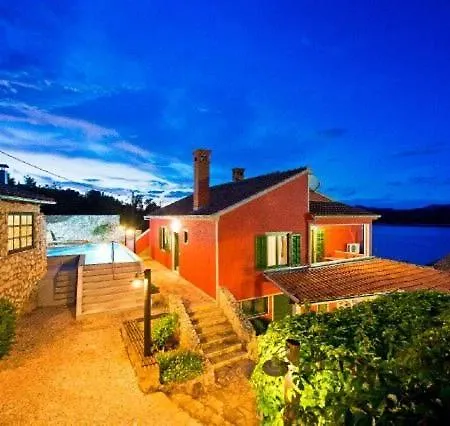 Ferienhaus Lili *